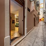 Freja- Luxury Old Town Center Apartman *