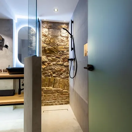 Apartment Freja- Luxury Old Town Center