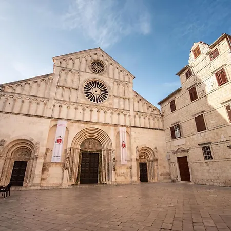 Freja- Luxury Old Town Center *