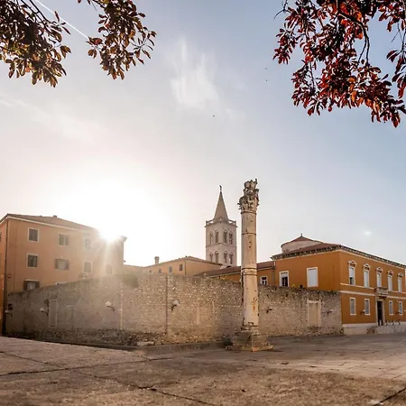 Freja- Luxury Old Town Center Apartment